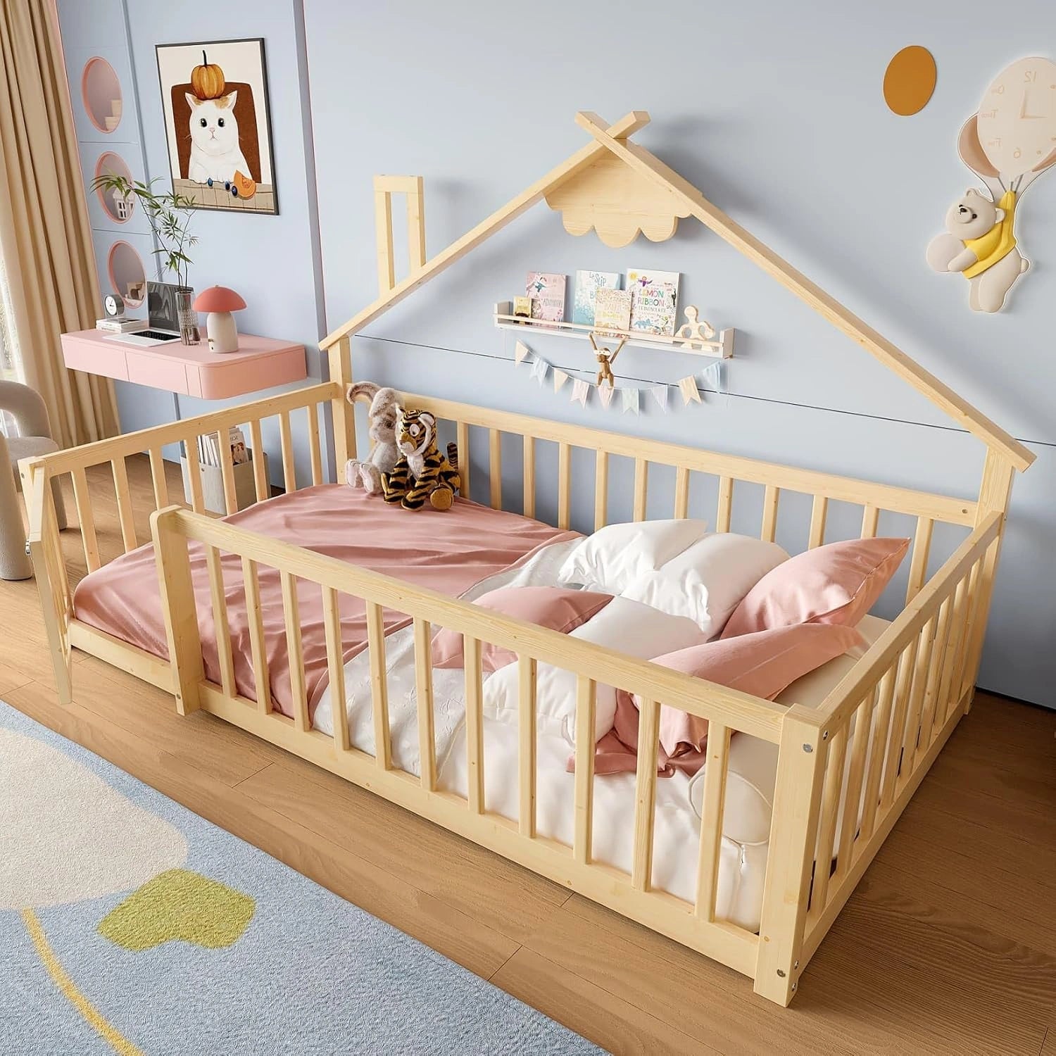 Lit Au Sol Enfant 90x190 cm, Lit Cabane Enfant Montessori avec Design Cabine Distinctif, Barrières Hautes, Sommier à Lattes Solide, Pin (A-Naturel