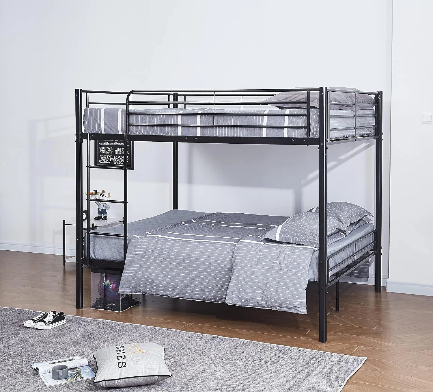 Lit superposé Victoria 4 Places en métal Noir époxy 140_x_190_cm, matelas